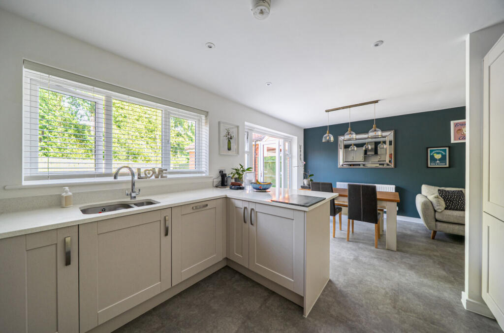 1-1312242-1-6858f...