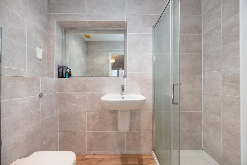 42 Colonel Grantham Avenue HP19 9AP-20