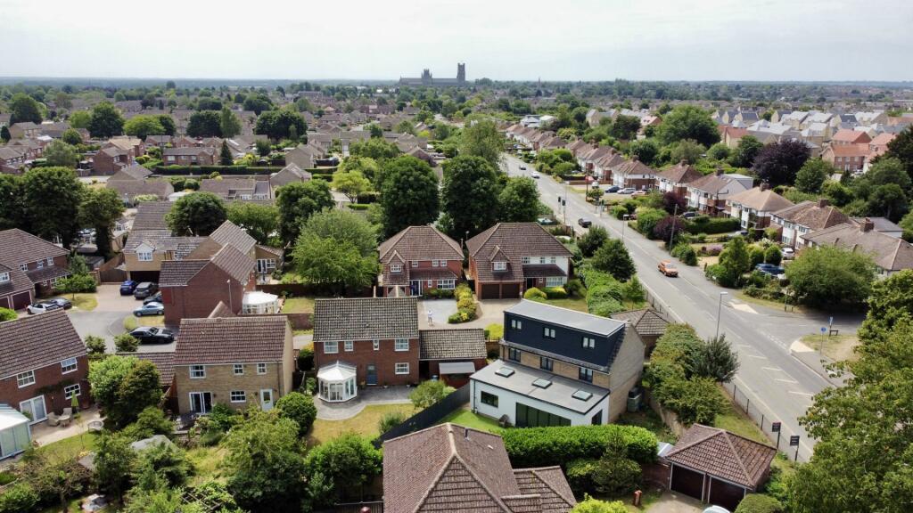 thumbnail_dji_fly_20250621_125024_821_175050684251