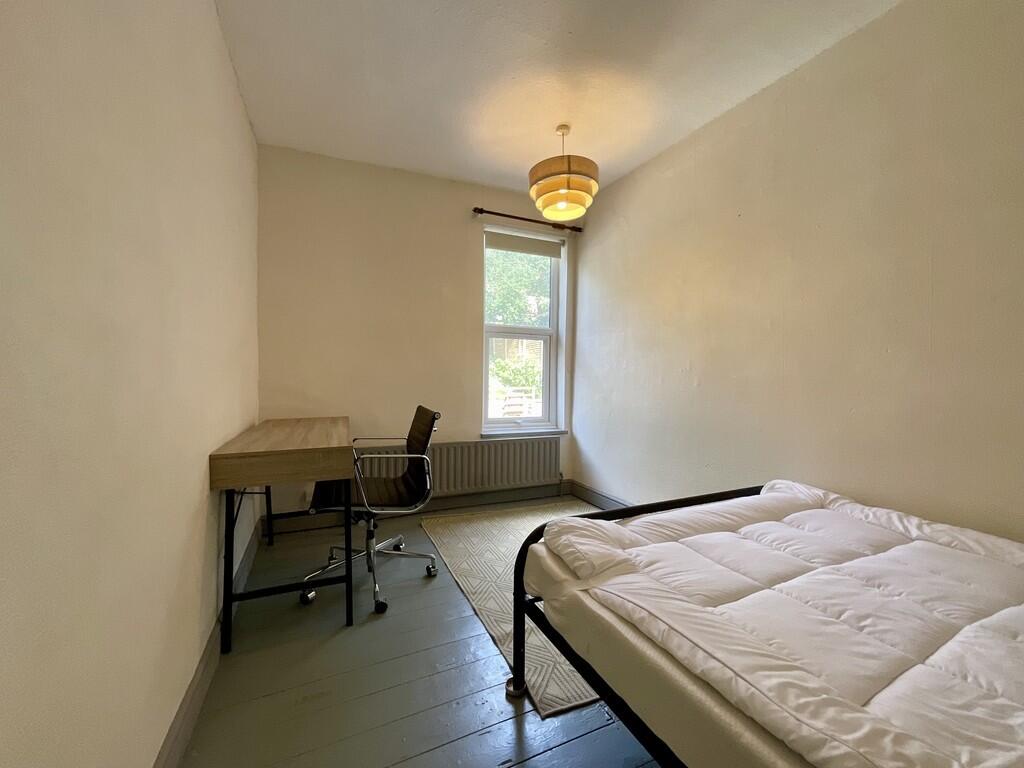 IMG_34261_18_larg...