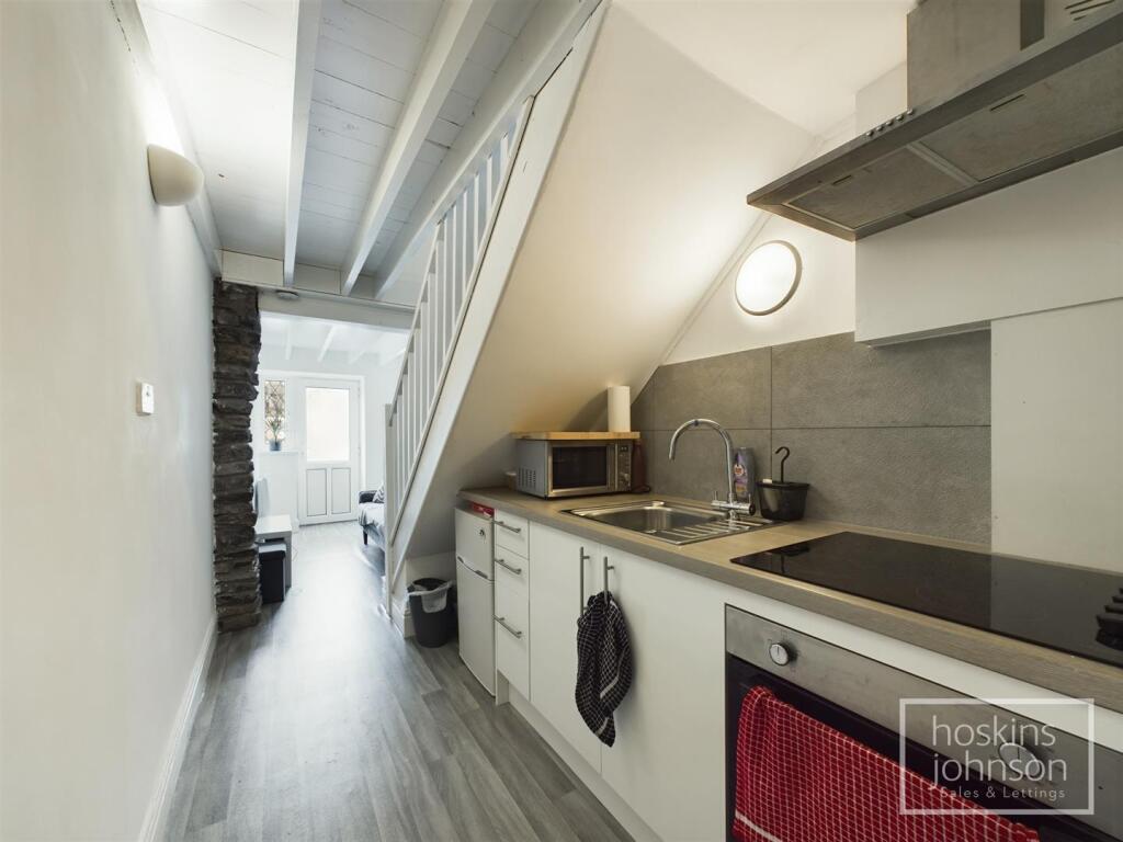 Lounge/Kitchen