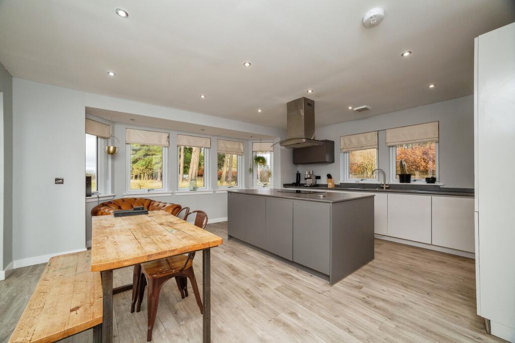 Kitchen / Diner