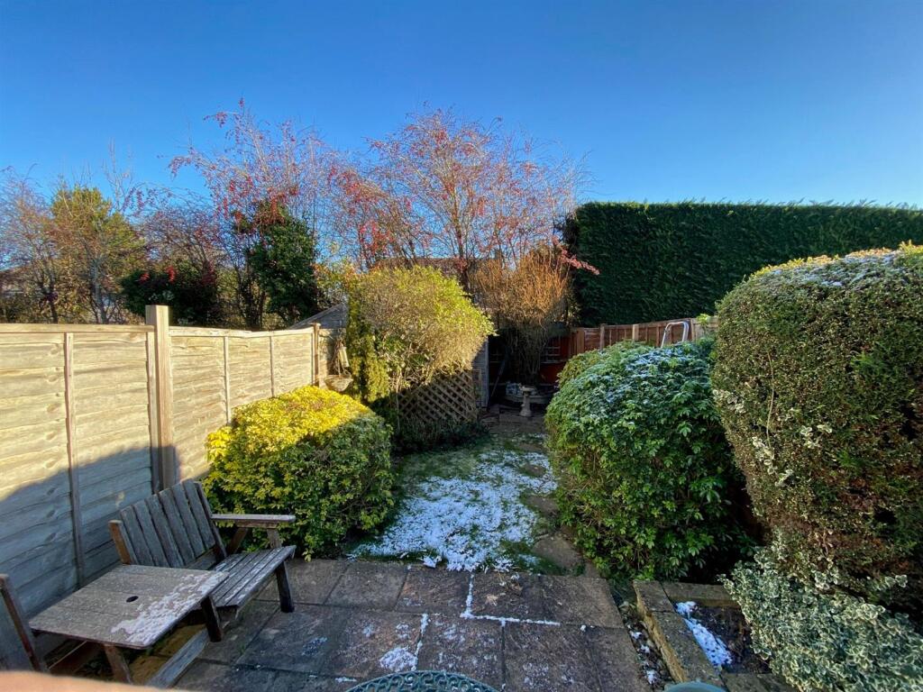 CHILMANS DRIVE, GREAT BOOKHAM, KT23