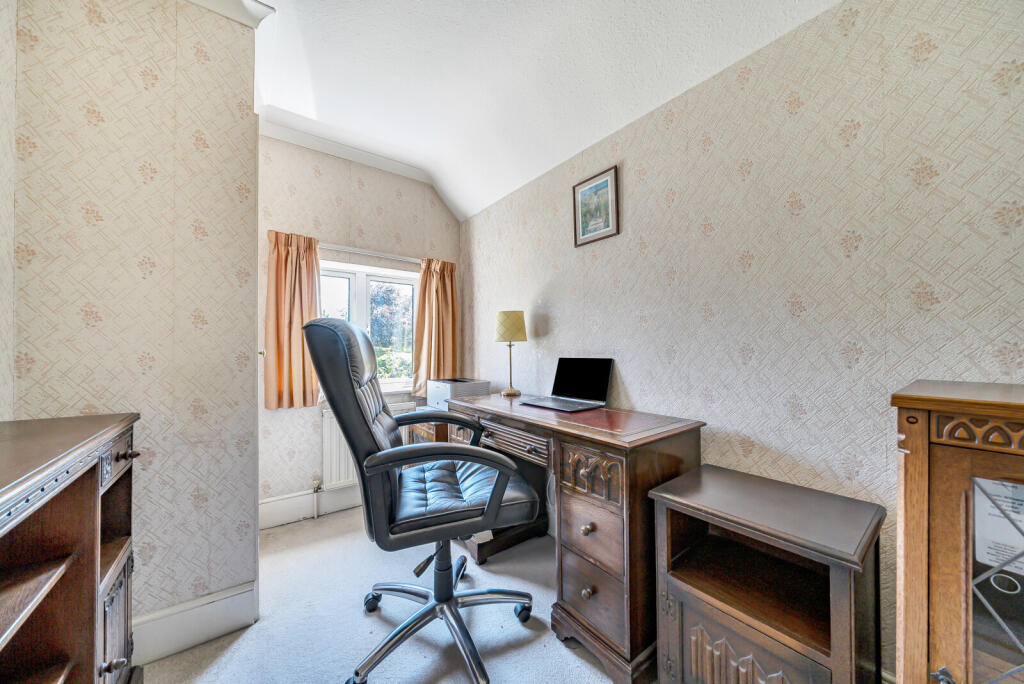 1317358-8-686294a...