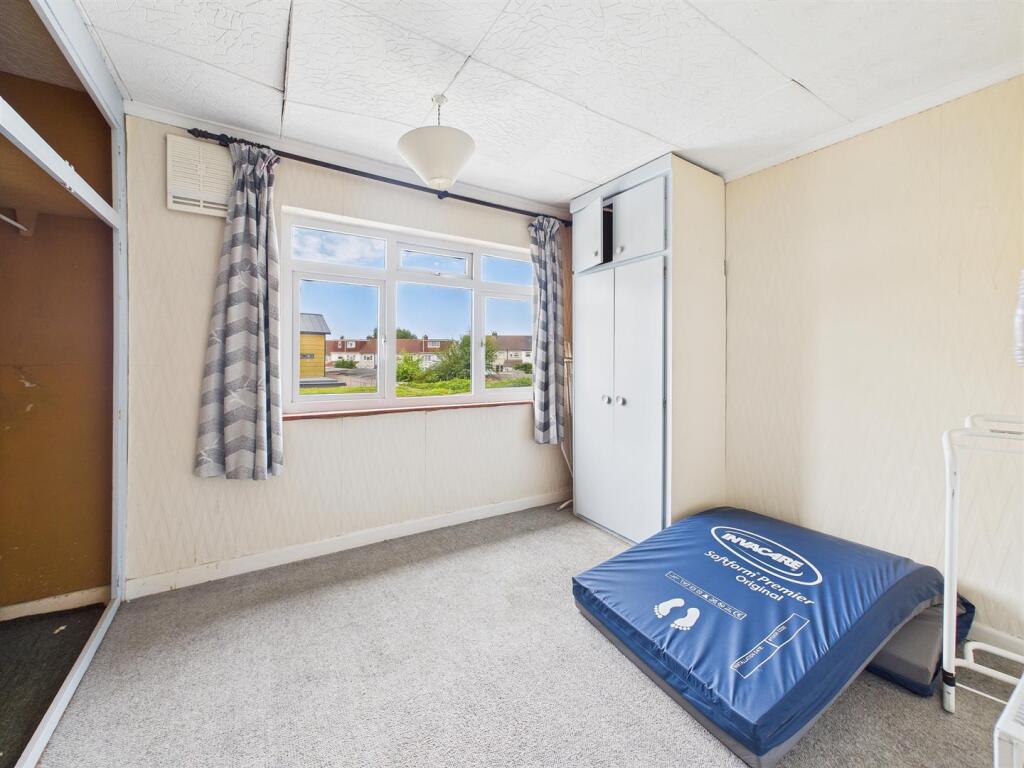 6 - Three Bedroom House for Auction, Hanham.jpg