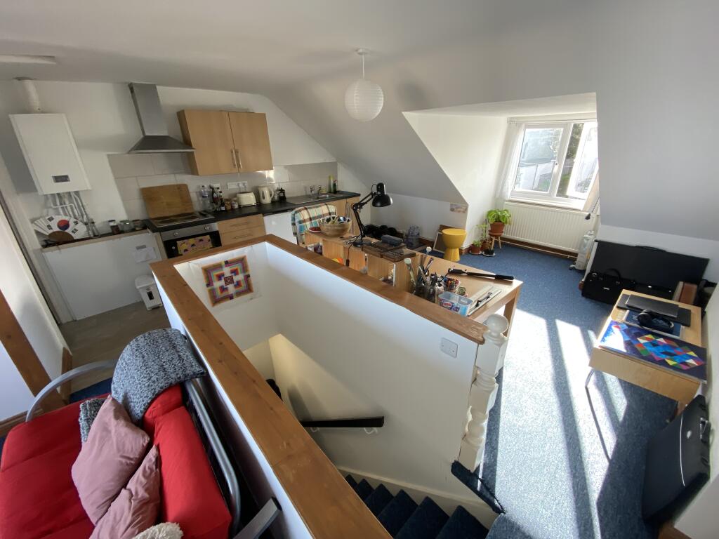 46 TF Living 2 T202310090913.jpg