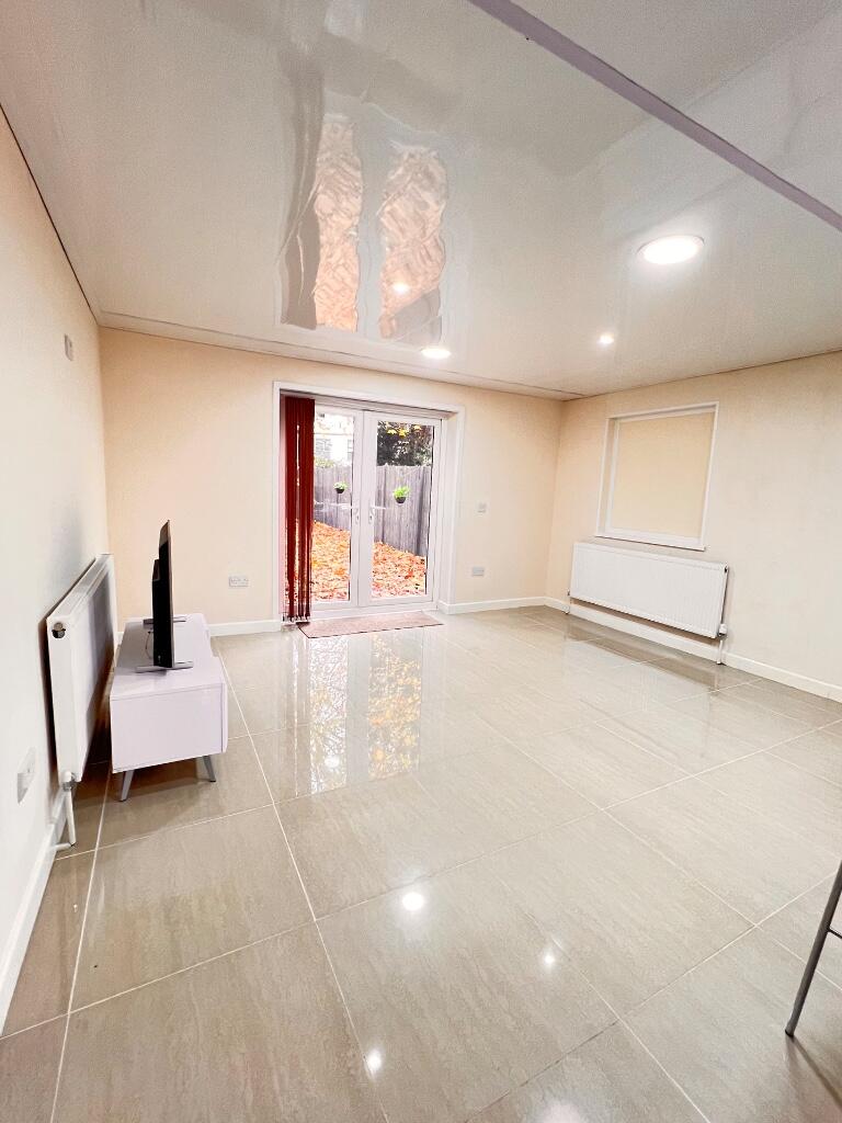 Crescent Road, Manchester, Greater Manchester, M8