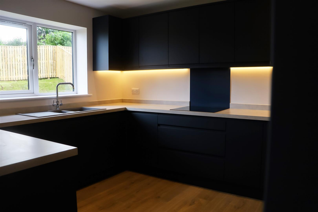 Sample Kitchen 3.png