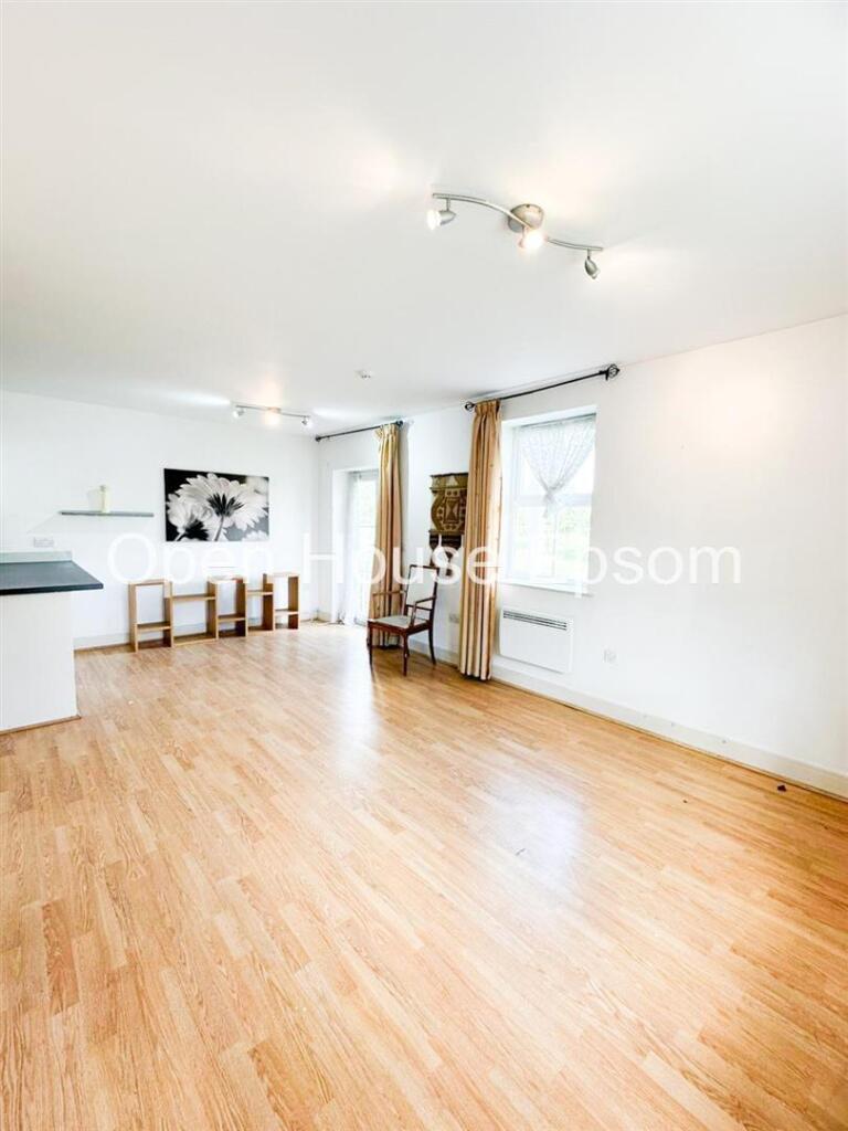 WhatsApp Image 2025-09-09 at 11.38.30.jpeg