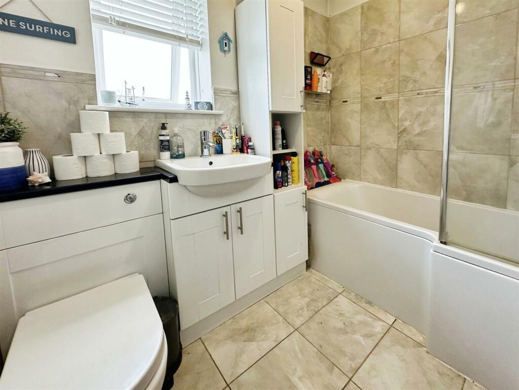 Family bathroom