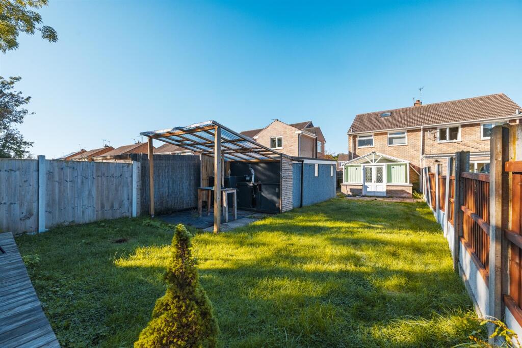 207, Brookhurst Avenue-29.jpg