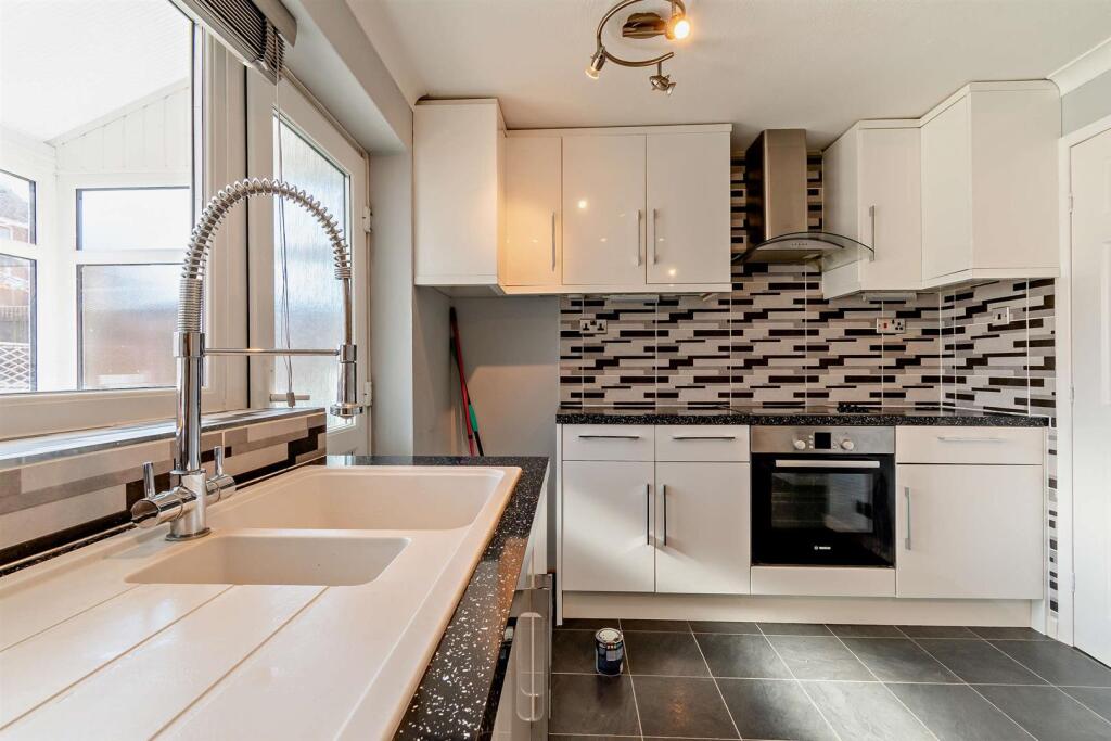 8640682-interior08-800.jpg