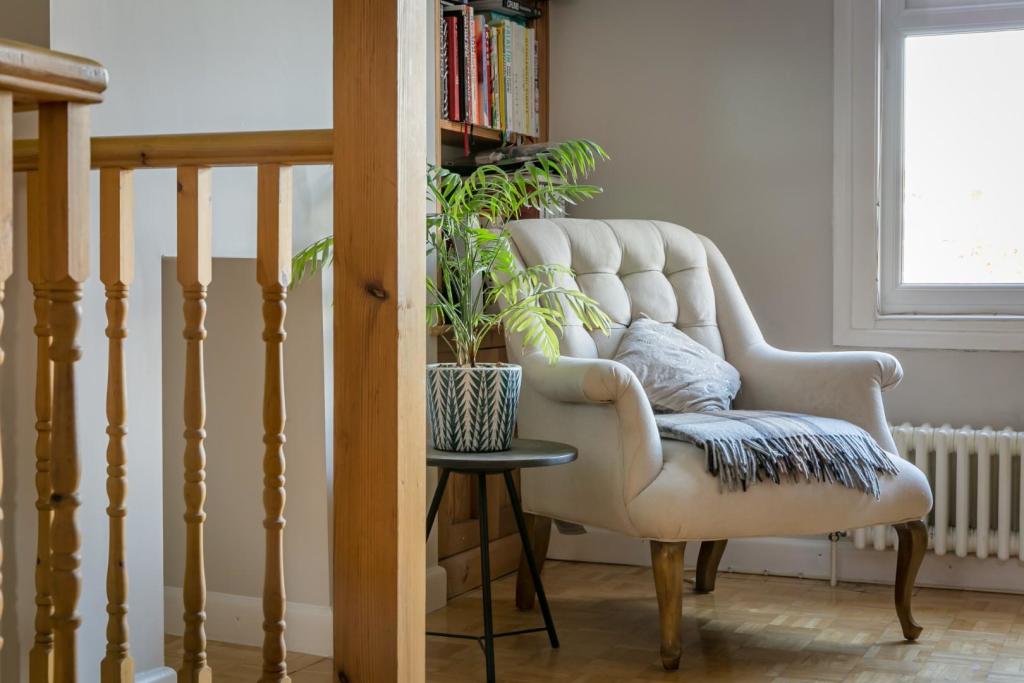 22_Addison_Road-15.jpg