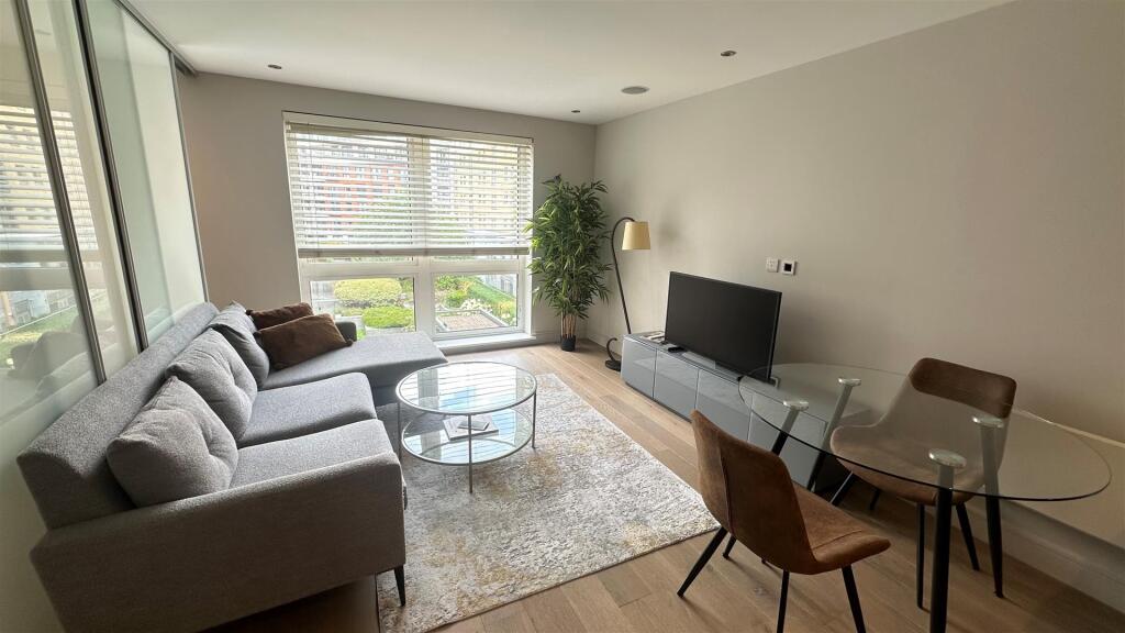 Counter House, Living room.jpg