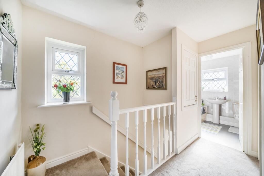 upstairs landing.jpg