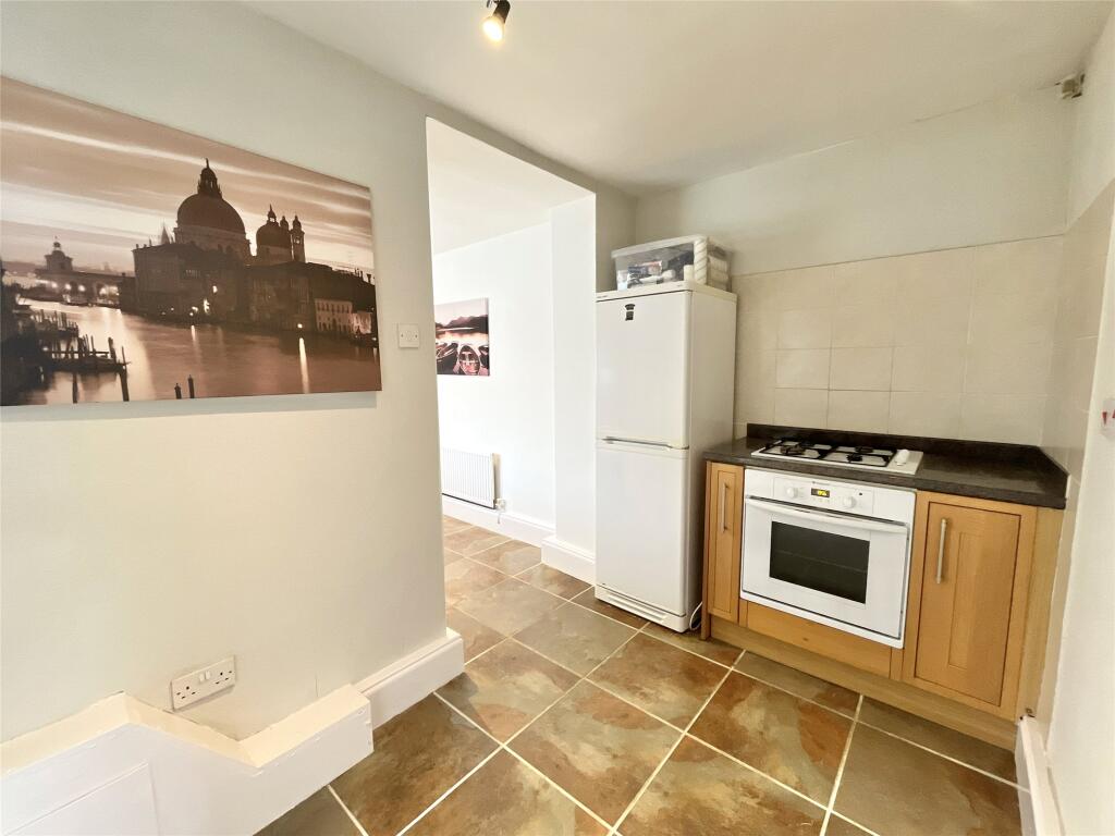 Breakfasting Kitchen