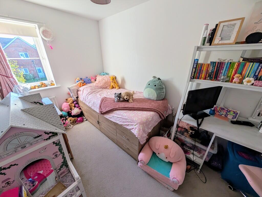 PXL_20251125_0942...