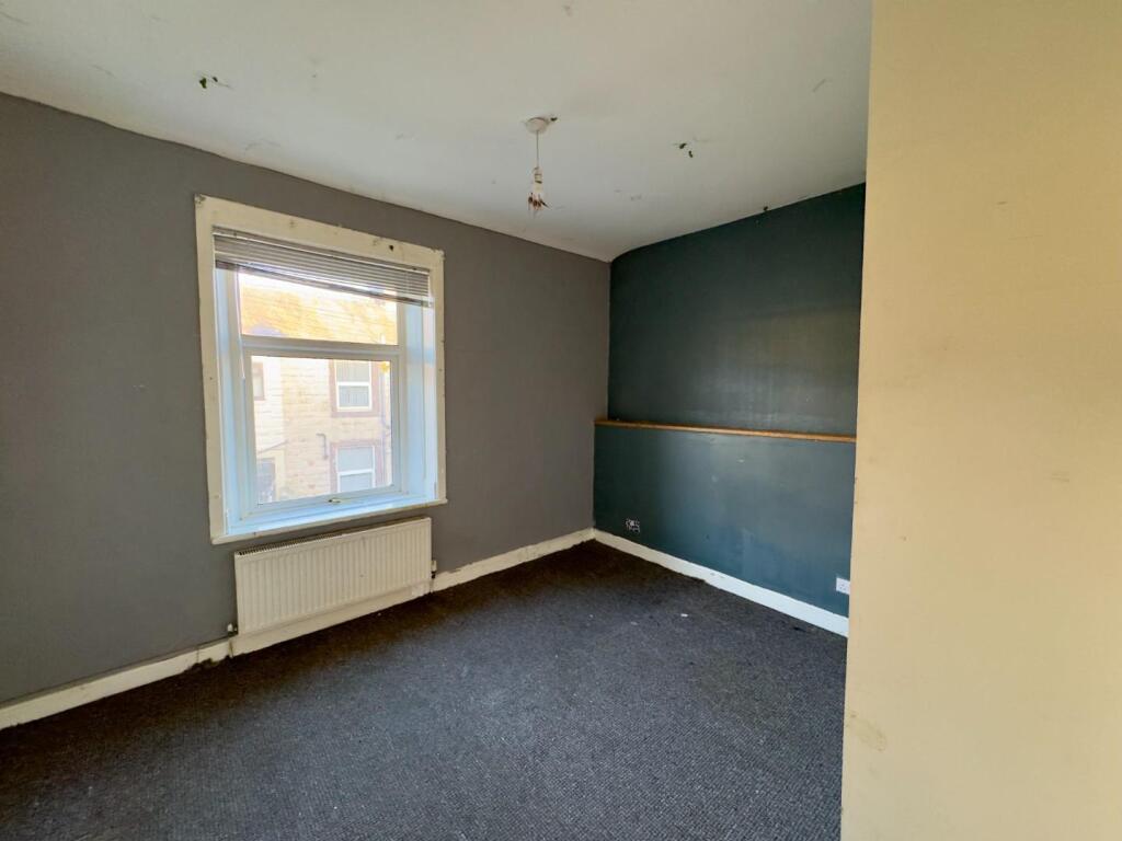 Bedroom 2 Photo, Fraser Street, Burnley, Modern Me