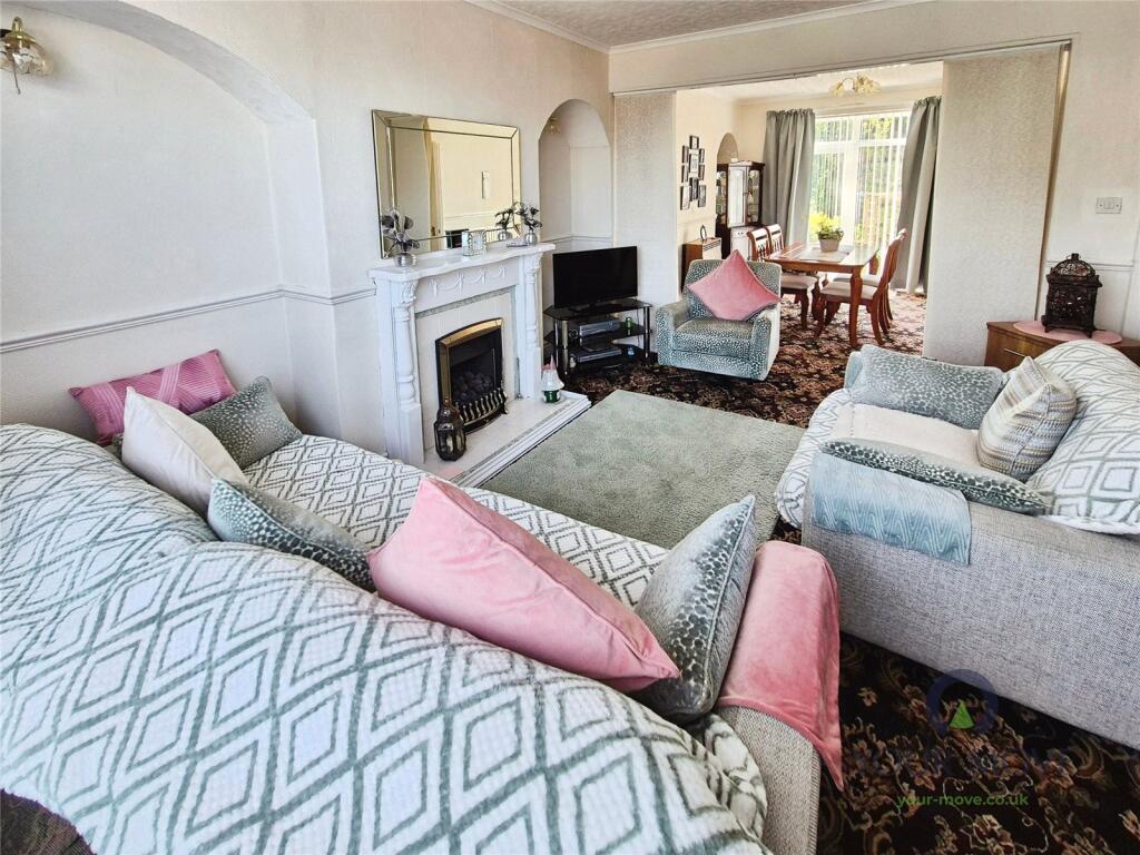 Through Lounge