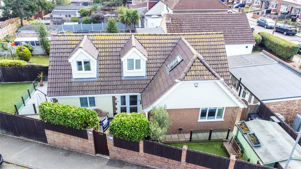 Hillside Avenue, Gravesend, Kent, DA12