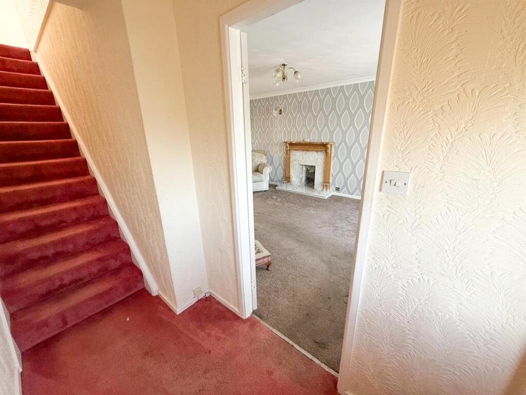 3 Bed Detached, Silsden 2