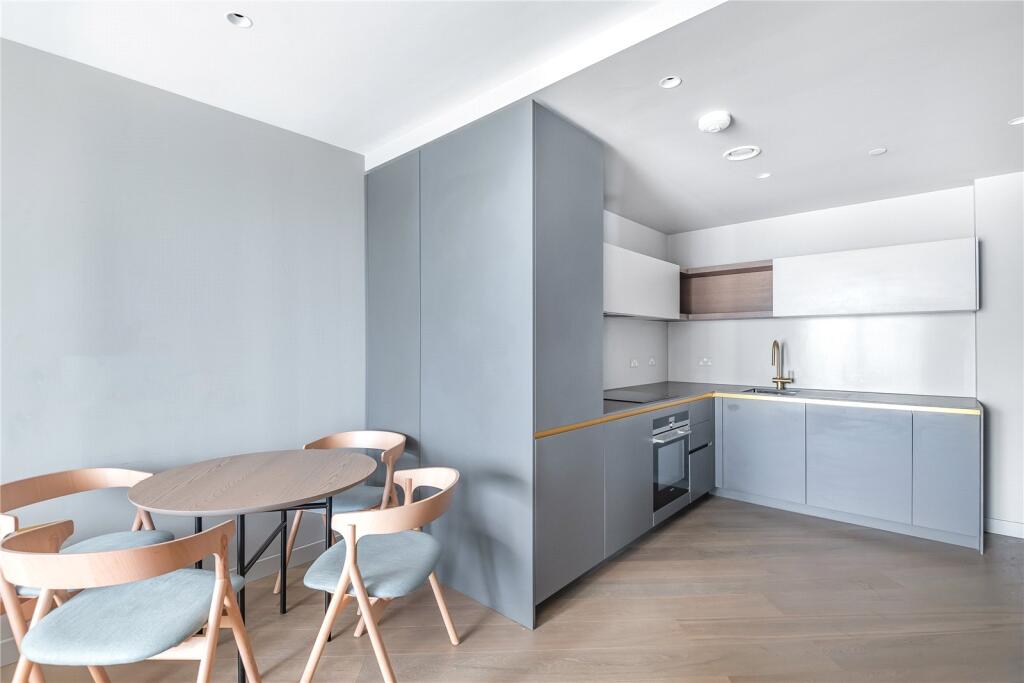 Kitchen / Living