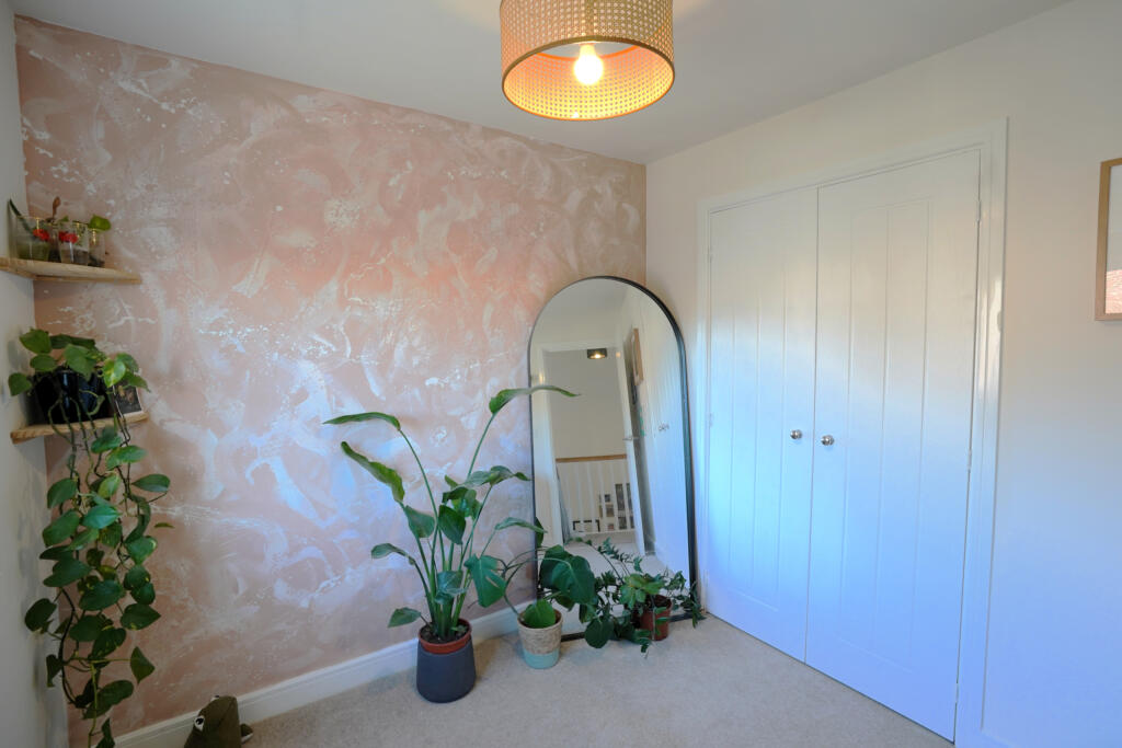 Upstairs Office 4.jpeg