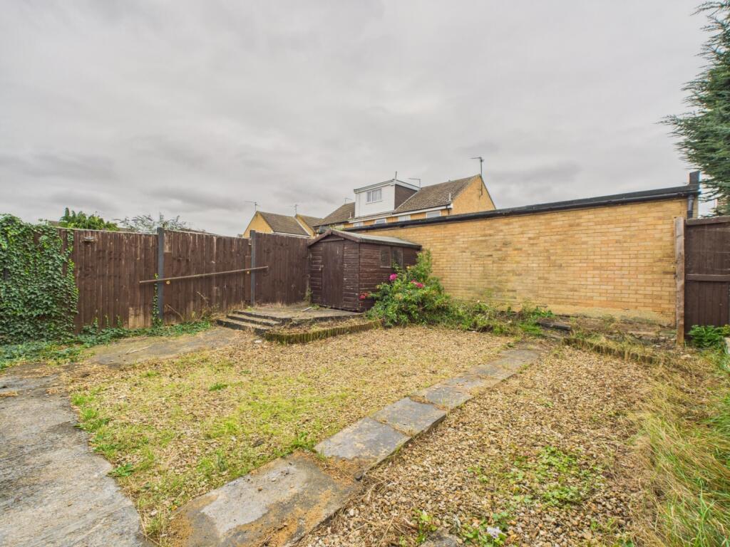 CAM01909G0-PR0381-STILL015