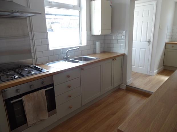 127GlassbrookKitchen1