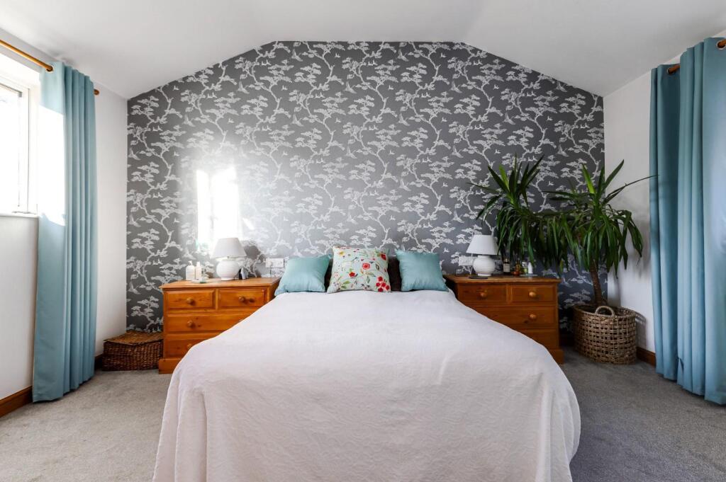 Bedroom One a.JPG