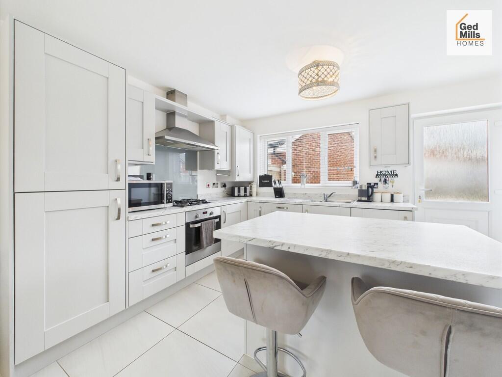 CAM04261G0-PR0075...