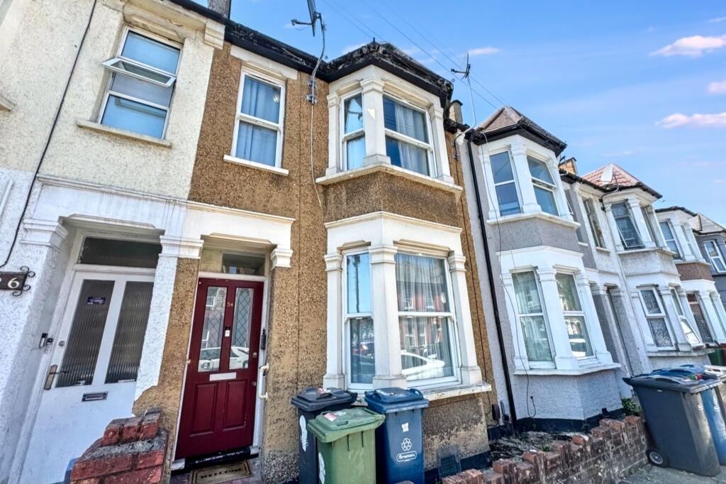 Flat B, 54 Herga Road, Harrow, HA3 5AS