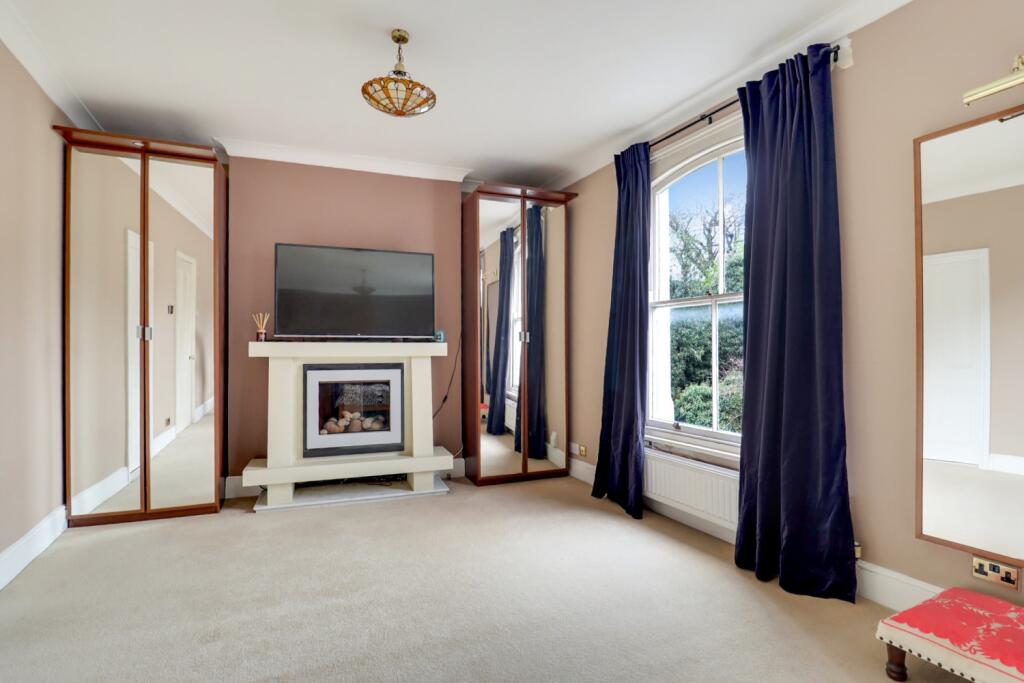 Main bedroom