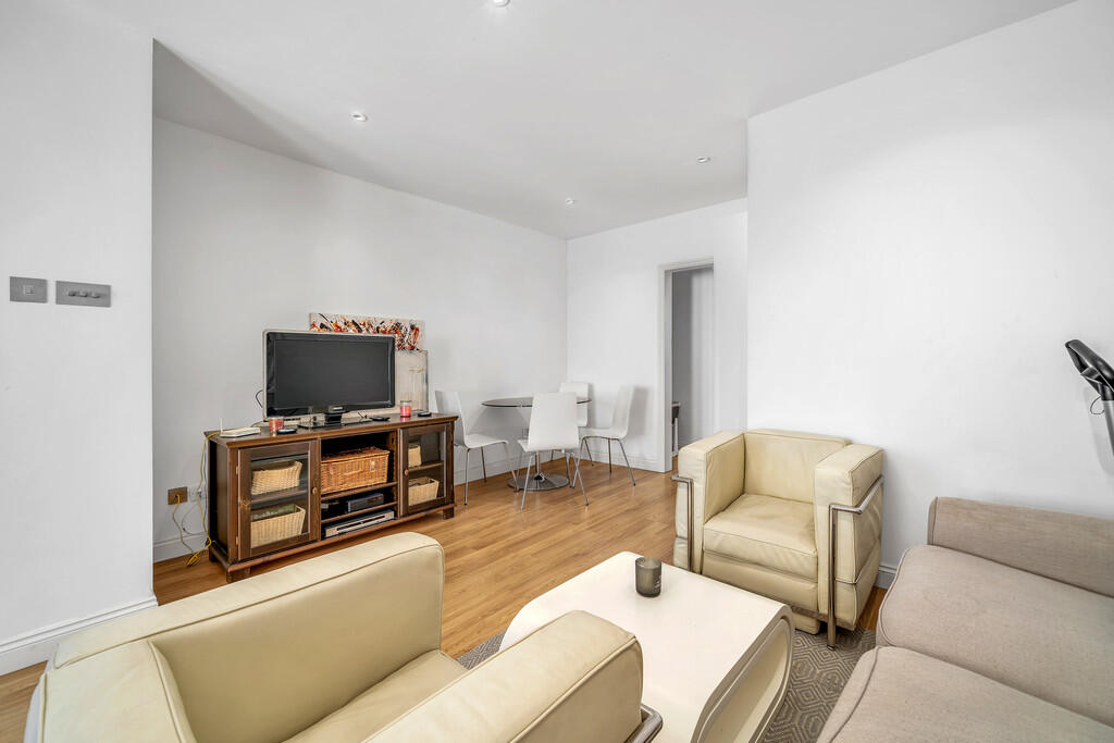 48 Upcerne Road, ...