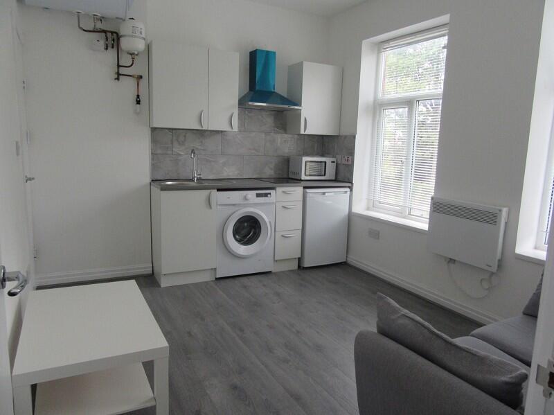 Open Plan Lounge Kitchen