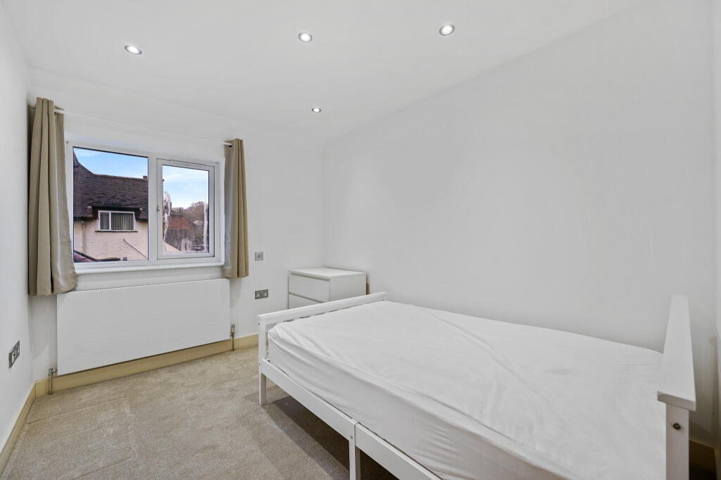 RCCS- flat 3 cloyster wood- bedroom 1 (1)