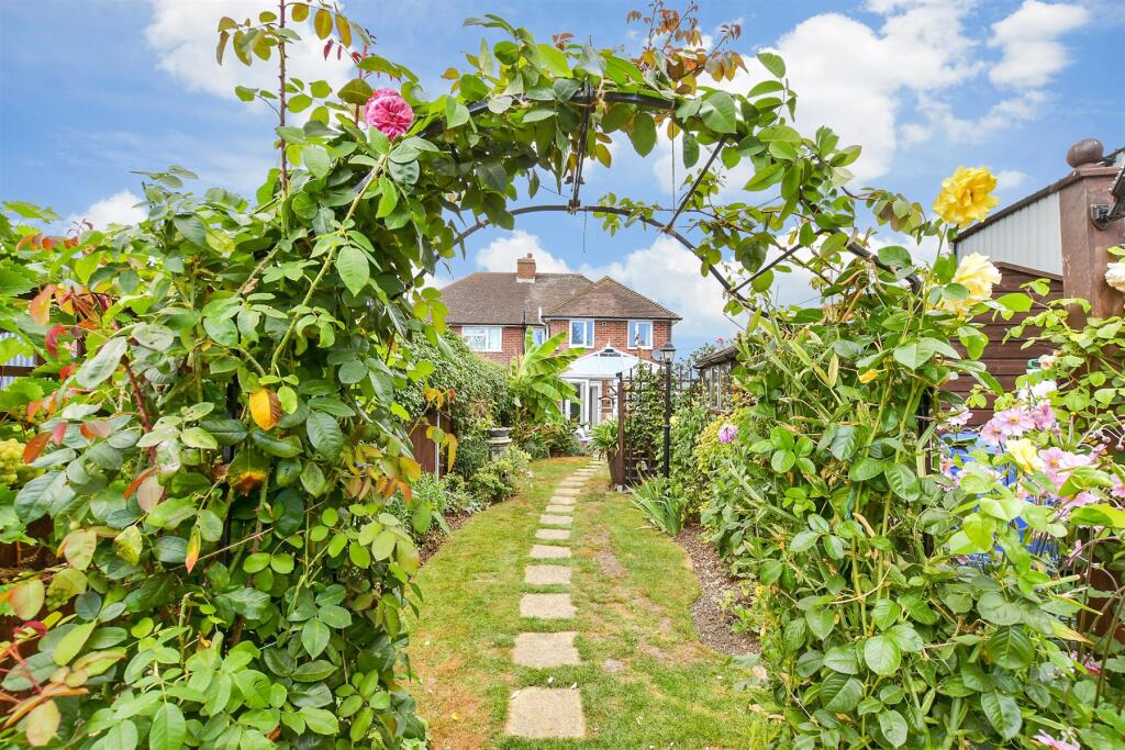 External Lifestyle Photograph