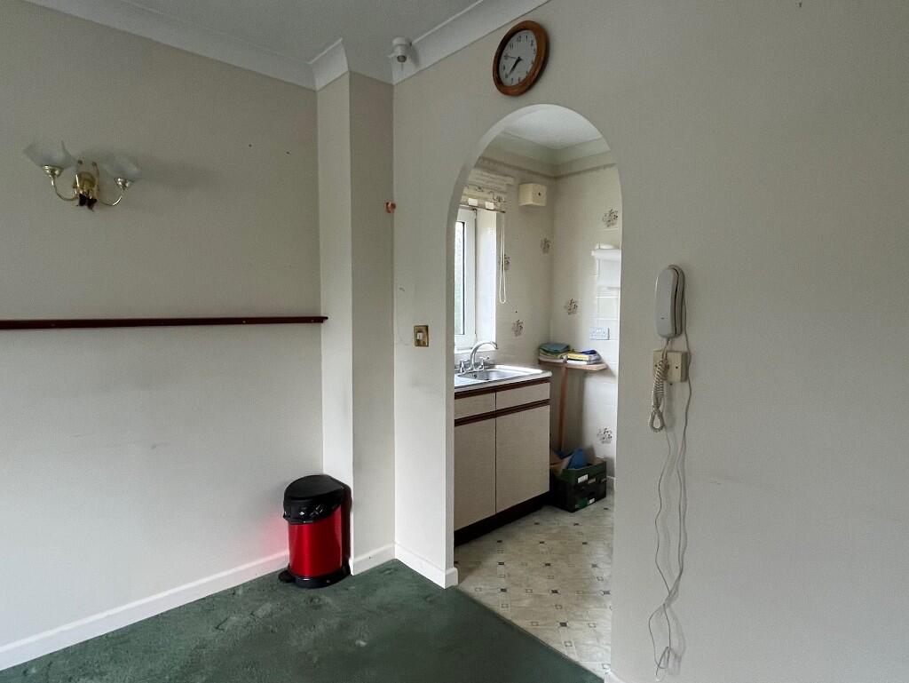 Entrance to kitchen