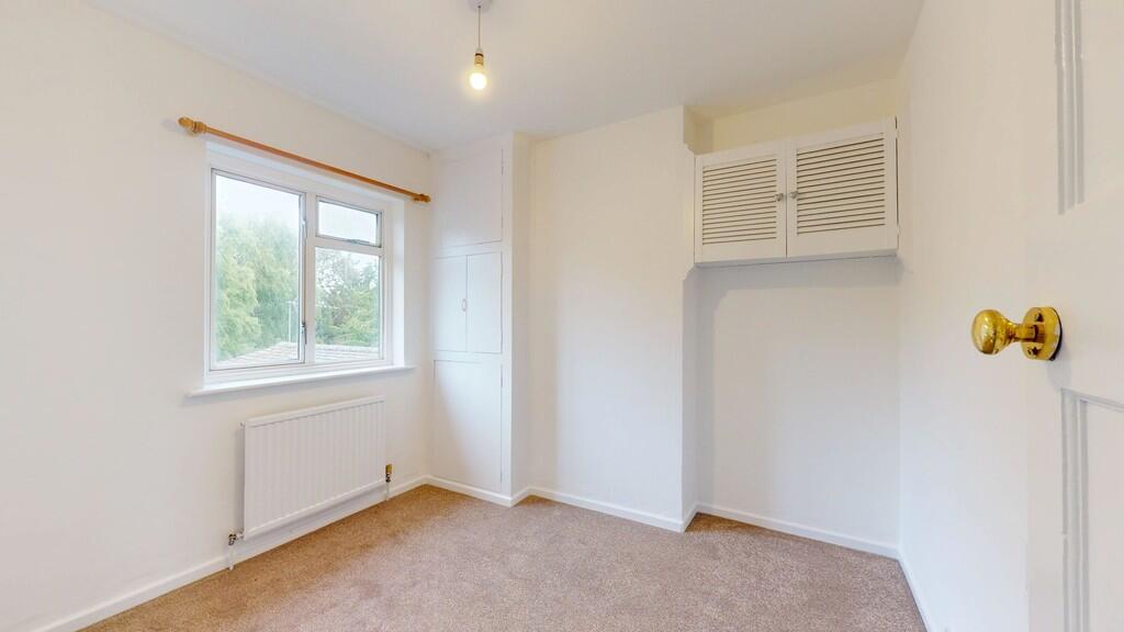 Bedroom 1- Angle ...