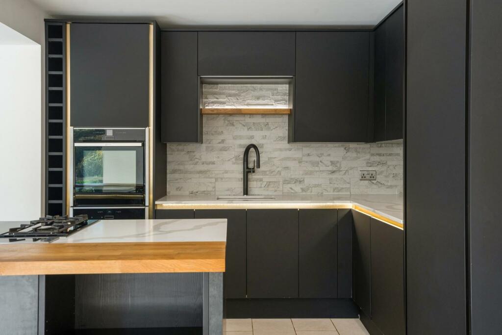 79931_Woodside-Kings-Mill-Lane (11).jpg