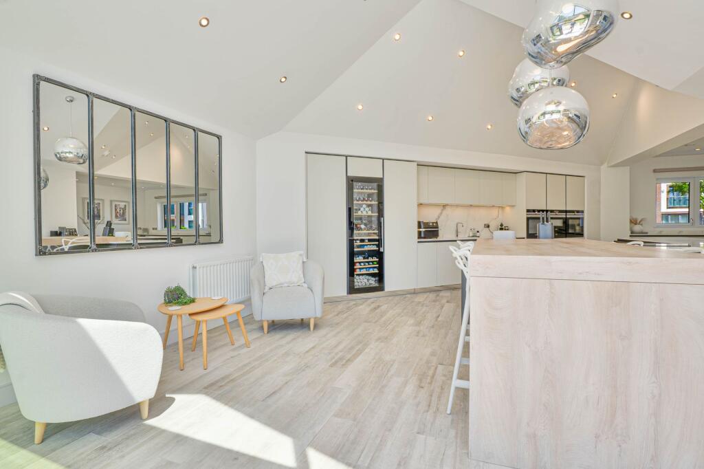 Kitchen/Living/Diner