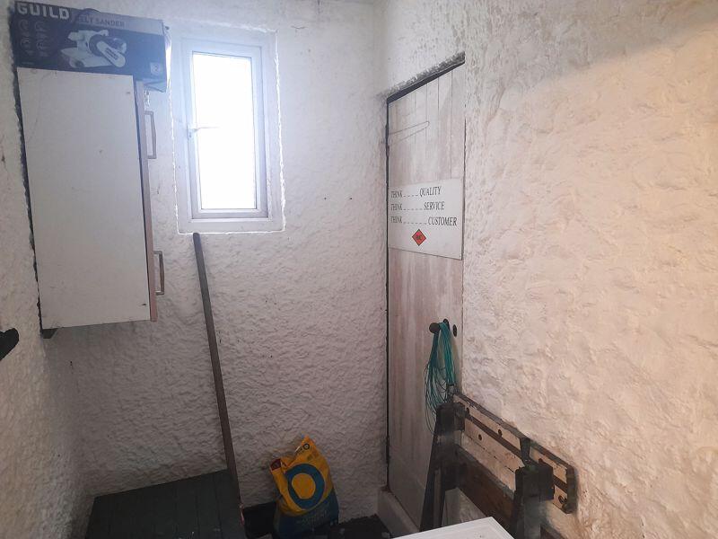 Covered Area with Store