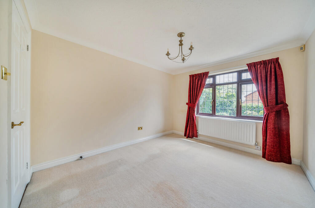 13681cba9460d711289935arw13