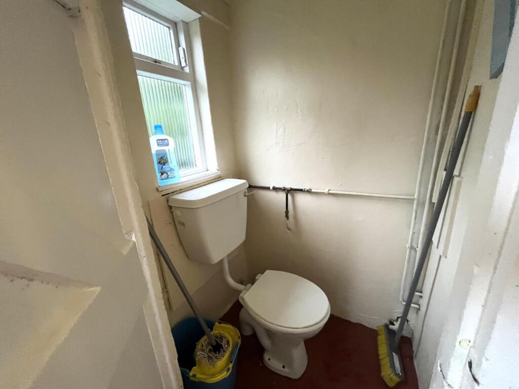 Cloakroom.JPG