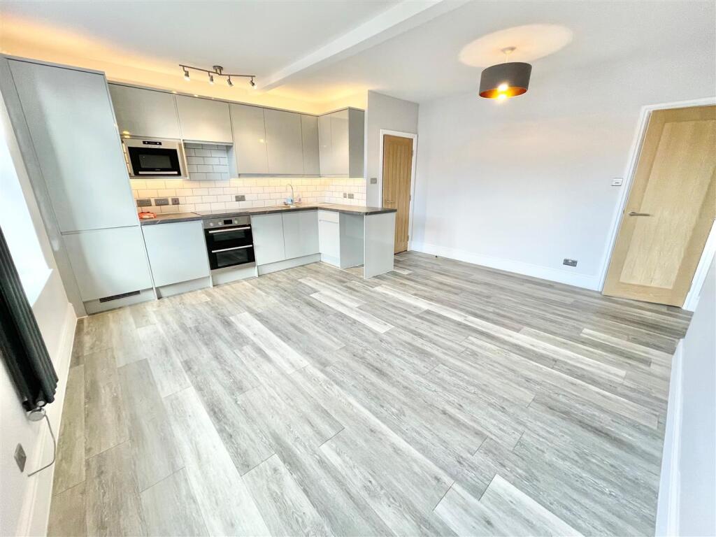 KITCHEN SPACE.jpg