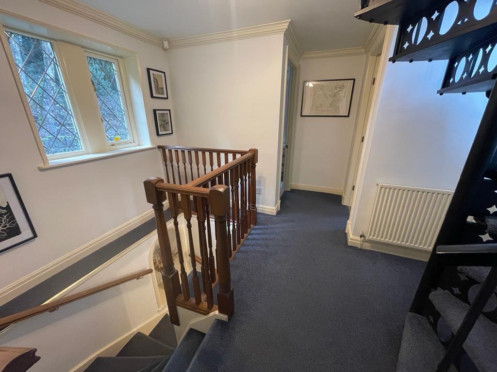 First floor landing.jpg