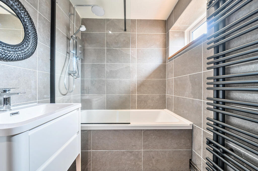 1341451-18-68a5b2...