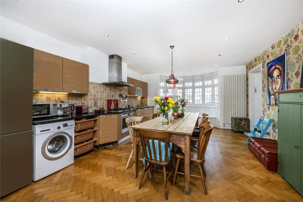 Picture No. 07