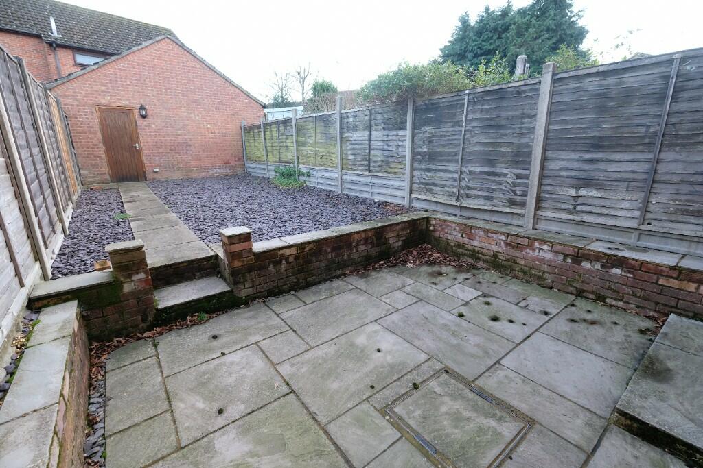 GARDEN 