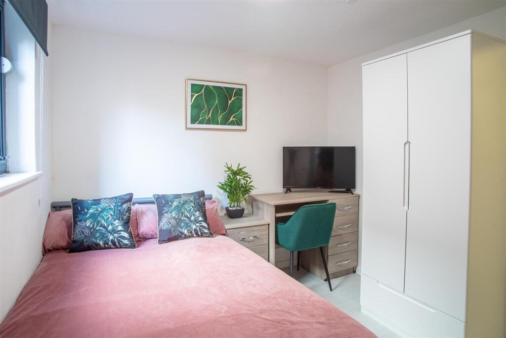 164B Bedroom